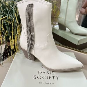 Bling boot (brand new & never worn)